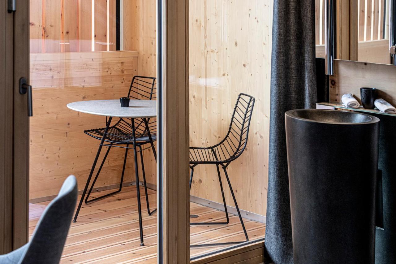 Hotel Arnica Scuol - Adults Only Exterior foto